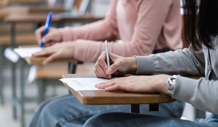 اختبار تجريبي للقدرات اللفظية – المستوى المتوسط
